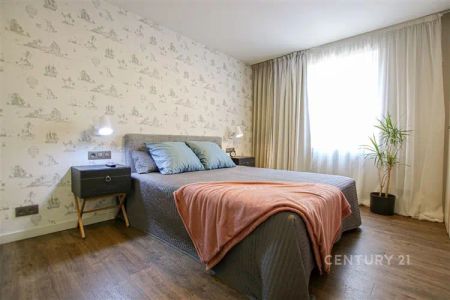 Moderní, kompletně vybavený byt 2+kk v centru Brna, výtah, sklep. Ihned k nastěhování - Fotografie 3