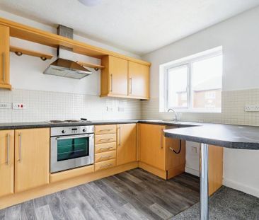 2 bedroom flat to rent - Photo 6