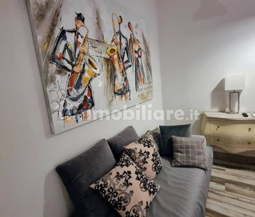 Bilocale via cartoleria 38, Santo Stefano, Bologna - Foto 1