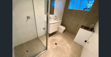 Spacious & Private - Photo 5