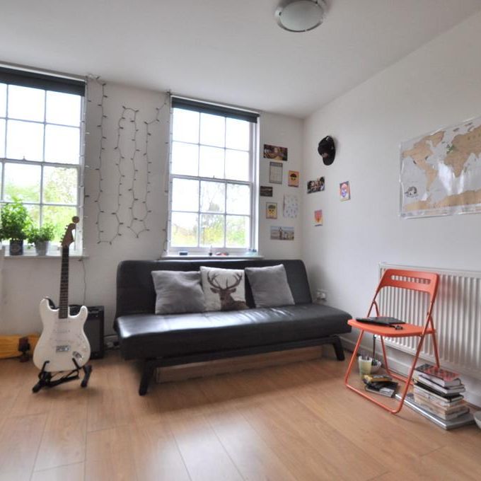 1 bedroom flat to rent - Photo 1