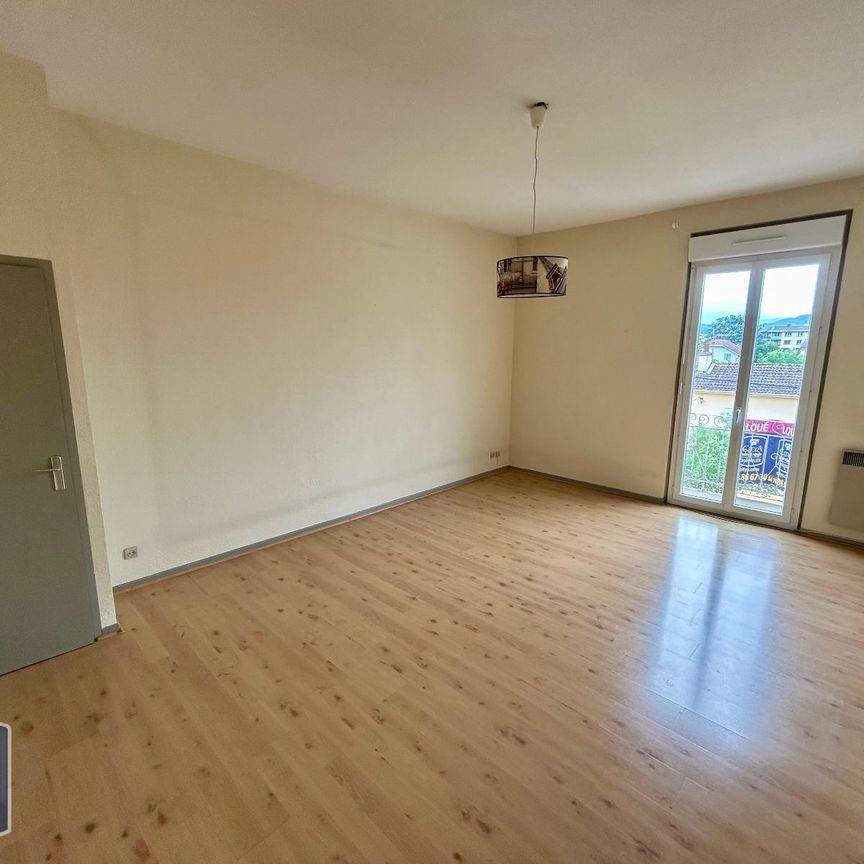 Location Appartement 2 pièces 35m² ST MARTIN D HERES 38400 - Photo 1