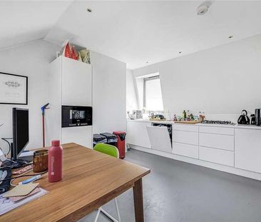 Cranbury Road, Fulham, London, SW6 - Photo 2