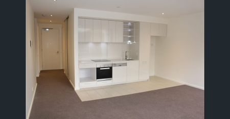 Secure Apartment With Spacious Livingroom And Balcony! - Photo 3