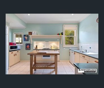 2 Dungey Avenue, Flora Hill, Vic 3550 - Photo 2