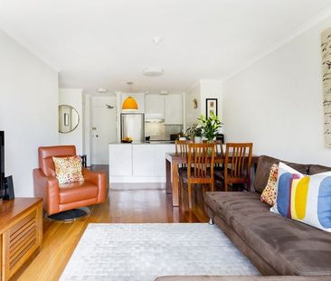 Renovated Fully Furnished Apartment - Photo 3