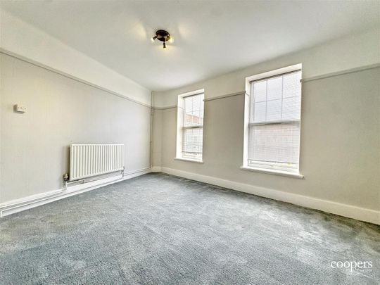 3 bedroom apartment - Photo 1