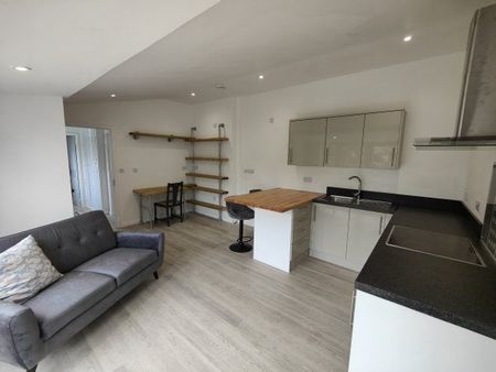 Falmouth, Falmouth, TR11 - Photo 4