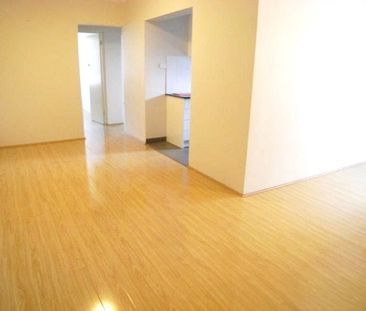 Spacious and Convenient Living in the Heart of Chatswood - Photo 6