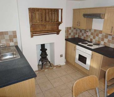 Bedford Road East, Yardley Hastings, NN7 - Photo 6