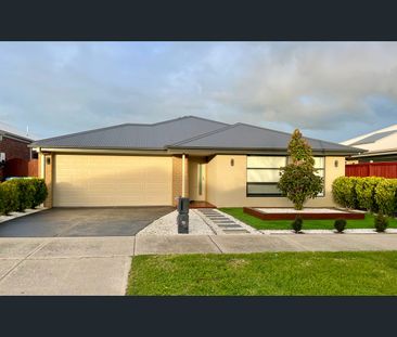 110 Lineham Drive, Cranbourne East, Vic 3977 - Photo 5