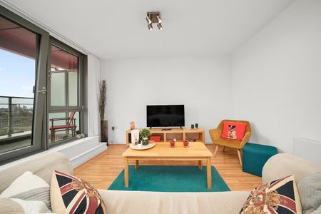 2 Bed Penthouse, Warton Road, E15 - Photo 3