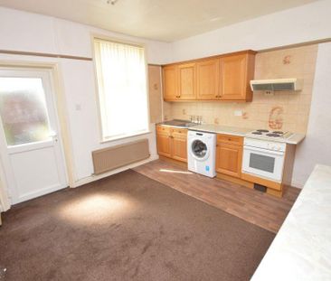 3 bedroom terraced house to rent - Photo 6