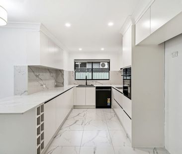 Beautiful Family Home - Photo 6