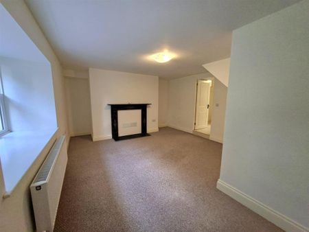 4 bedroom barn conversion to rent - Photo 2