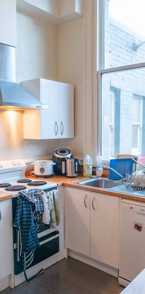 Student Flat for 2026 - 29 & 29A Malvern Street, Dunedin - Photo 1