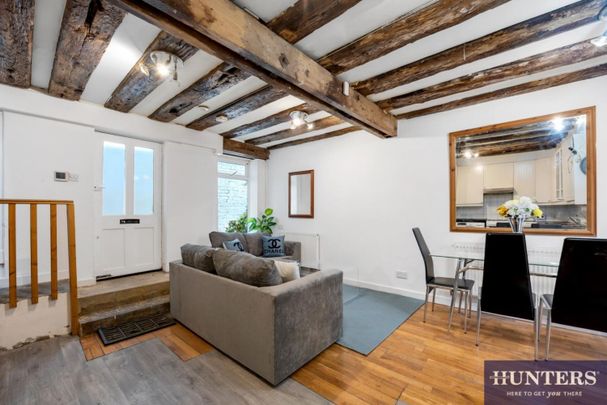 3 bedroom House To Let Total Size: 766 SQ FT - Photo 1