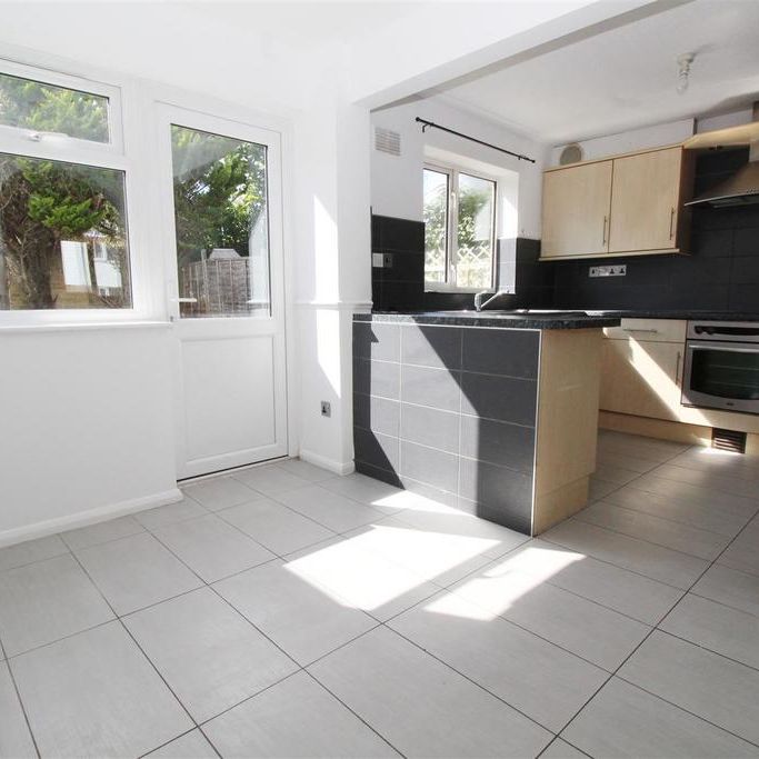 3 bedroom house to rent - Photo 1