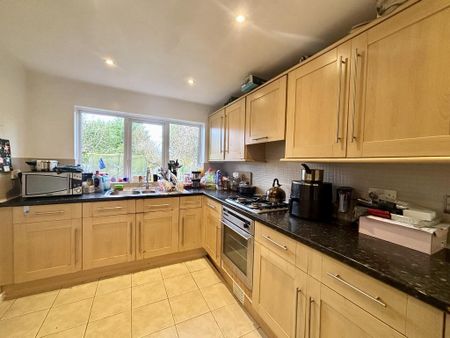 5 bedroom house to rent - Photo 3