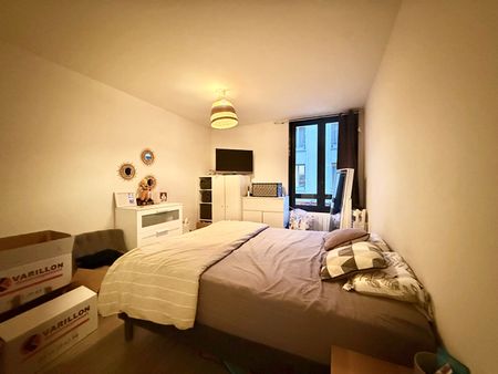 Location Appartement 4 pièces 86m² - Photo 3