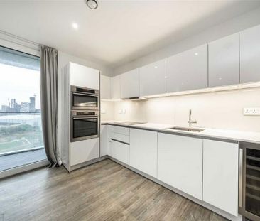 3 bedroom flat to rent - Photo 6