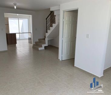 Excelente casa en renta - Photo 1