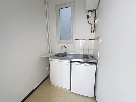 Appartement à louer - REIMS- HYPER CENTRE - Photo 1