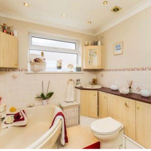 Room in a Shared House, Hillside Avenue, SO18 - Photo 2