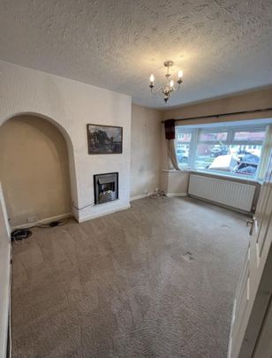 4 Bed Semi-Detached House, Brushfield Road, B42 - Photo 1