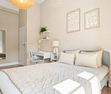 Avenida de Sidónio Pais, Lisbon, Lisbon 1050-215 - Photo 6