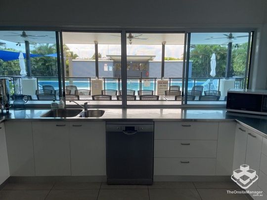 2 BEDROOM 2 BATHROOM VILLA ON KAWANA ISLAND - Photo 1