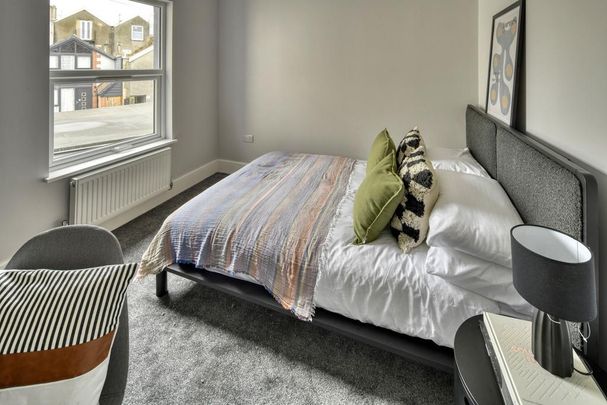 5 bedroom terraced house to rent - Photo 1