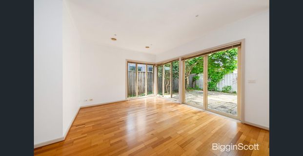 Light-Filled Family Living in the Prestigious Glen Waverley School Zone - Photo 1