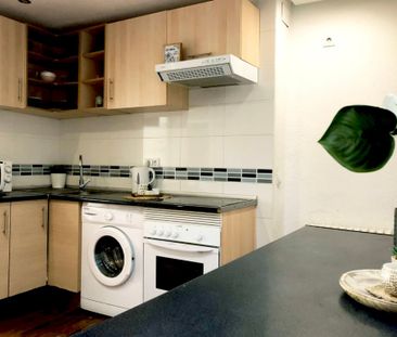 Large room in Madrid - Photo 6