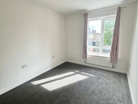 The Rookery, Grays, RM20 3HB, Property for rent - Photo 2