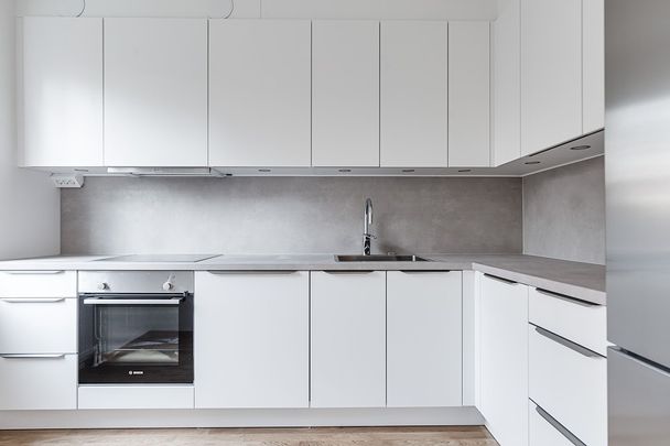 Törnrosavägen 18, Karlhov - Photo 1