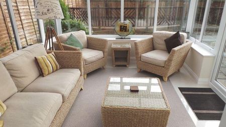 4 bedroom detached house to rent - Photo 3