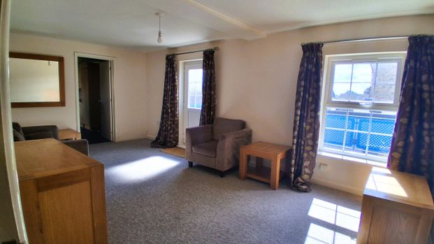 88 High Street, March - Photo 1