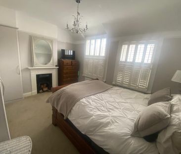 3 Bed Terraced House, Croydon, CR0 - Photo 3