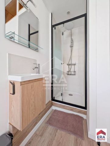 Chambre meublée avec salle d'eau privative - Limite CROIX - Photo 4