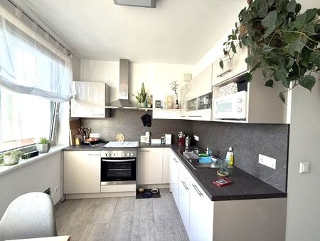 Helle Singlewohnung im fünften und letzten Liftstock mit südseitigem Balkon - Photo 4