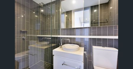 Stunning Residence at Silverleaf Apartments - South Melbourne - Photo 5