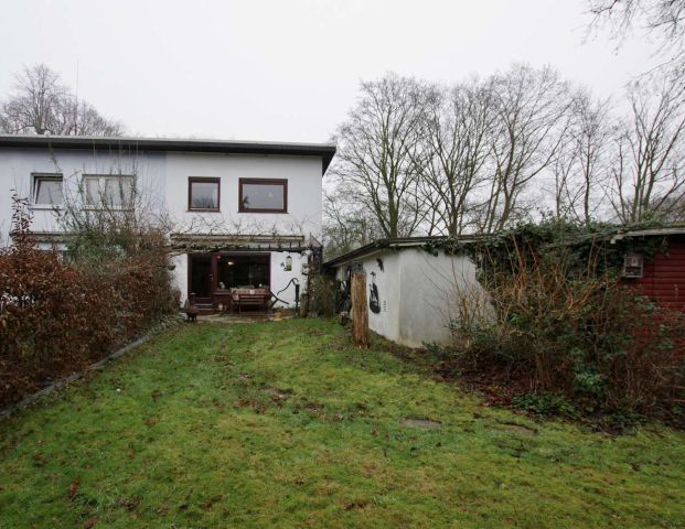 Charmantes Reihenendhaus mit großem Garten, Vollkeller und Garage - Photo 1