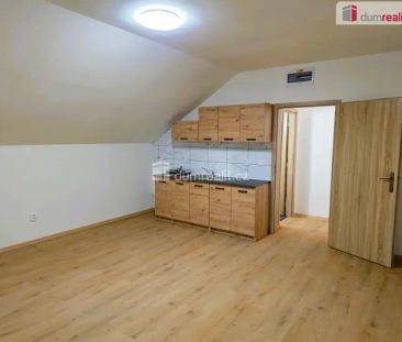 Pronájem bytu 1+kk, 32 m - Photo 1