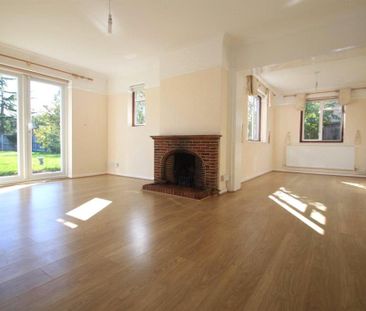 3 bedroom bungalow to rent - Photo 1