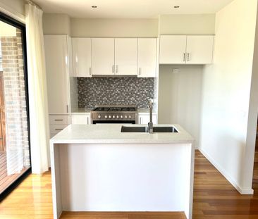 Fully furnished, ready to move in now - Photo 5