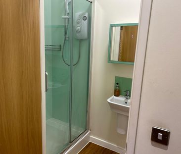 Studio Apartment – Professional Let, Student Let - Photo 1