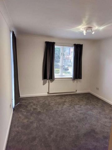 Holden Road, Woodside, N12 - Photo 5