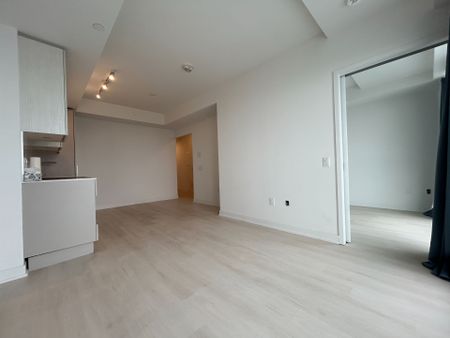 For Lease - 3900 Confederation Parkway Unit# 3513, Mississauga, Ontario - Photo 3