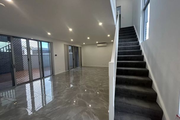 Executive Lifestyle - Photo 1